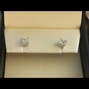 Diamond  pierced earrings